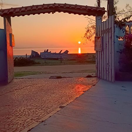 Praia Seca, 10 Pessoas, Em Frente A Lagoa Do Tome Araruama Luaran gambar